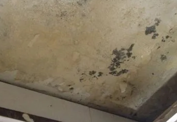 丹东市阳台漏水维修公司分享下丹东市卫生间渗水维修需要注意哪些问题。
